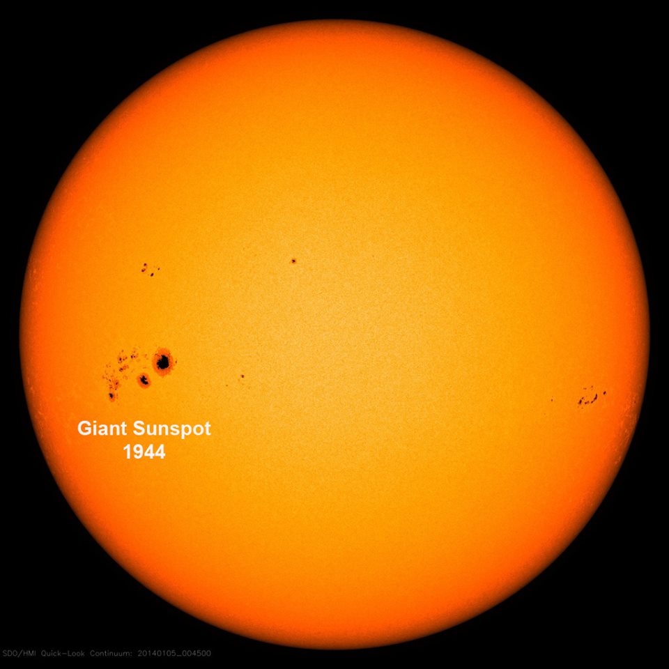 SunSpot_01-04_GiantEarthFacingSunspot1944_6M-Flares