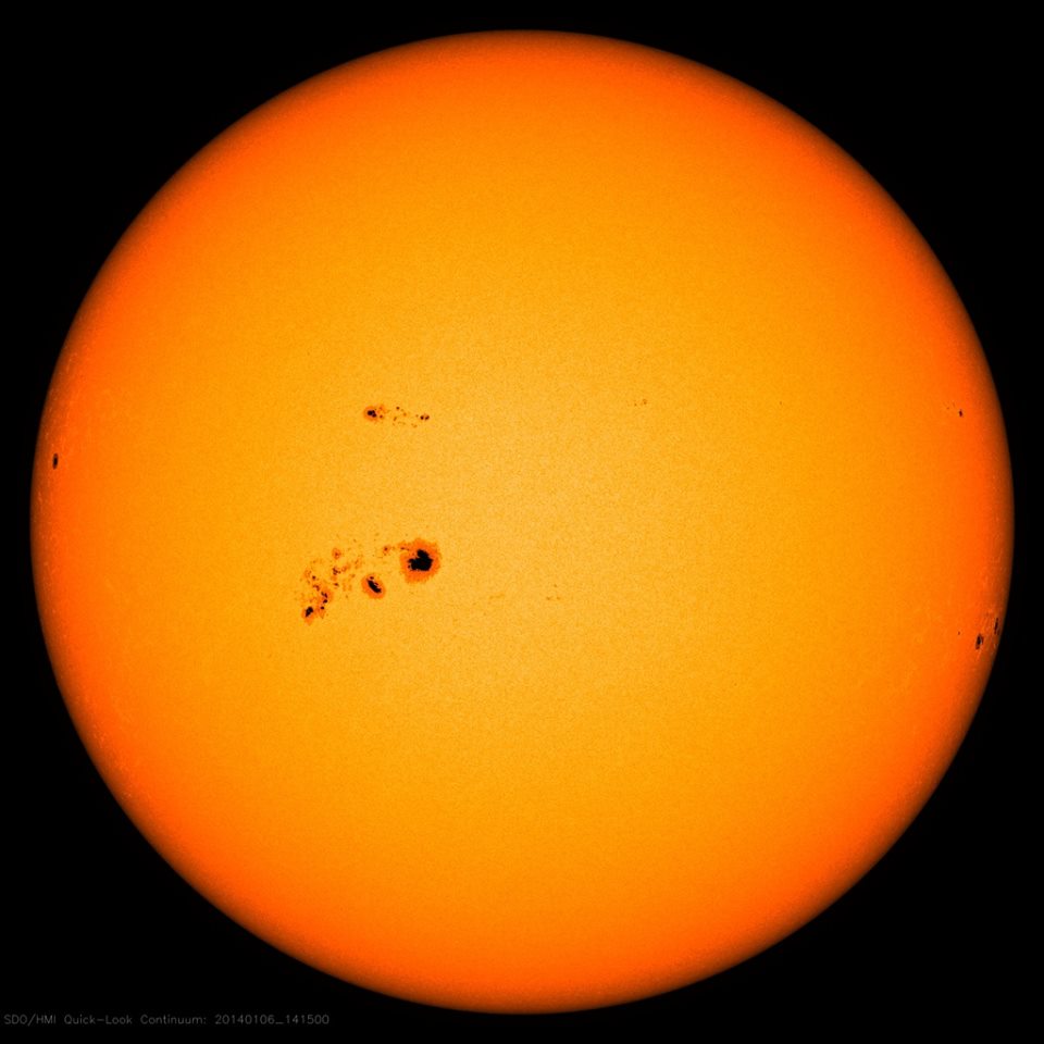 SunSpot_01-06_UberGiantEarthFacingSunspot1944_SolarRadiationStormInProgress