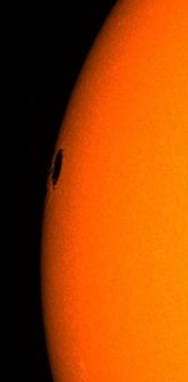 SunSpot_20160831_211500_SomethingHUGEthisWayComes_closeup