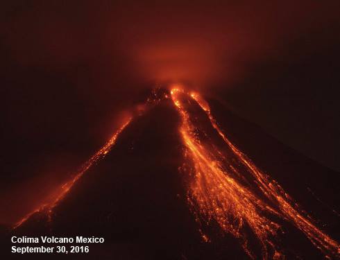 Volcano_Colima,Mexico_09-30