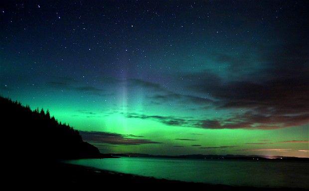 Aurora_2012-10-08_Scotland_byCaters