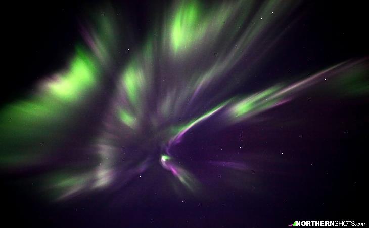 Aurora_2013-01-26_MultipleFanning_Finland_byFrancescoGalbrait