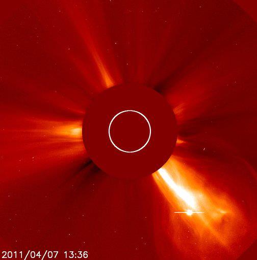 CME_2012-04-07_13;36_NASA-SDO_NotUFOorStargate-isArtifact