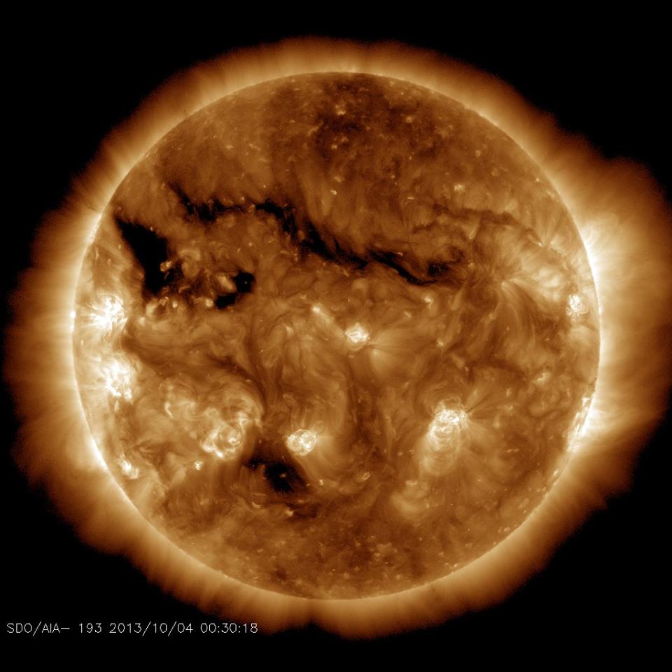 CME_2013-10-04_003018_SDO-AIA