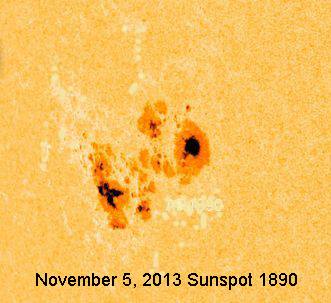 CME_2013-11-05_Sunspot1890_M2,5Flare_R1-RadioBlackout