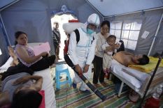 Earthquake_2012_09-07_Beijing-China_hospital-tent-th.jpg